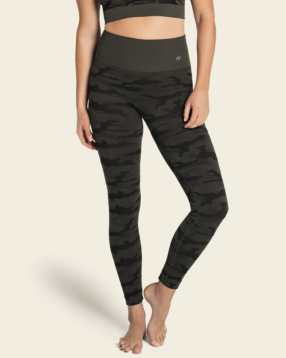 Sculpting high-waisted graphic active legging