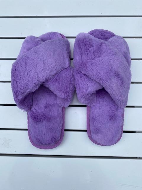 Fur sandal purple