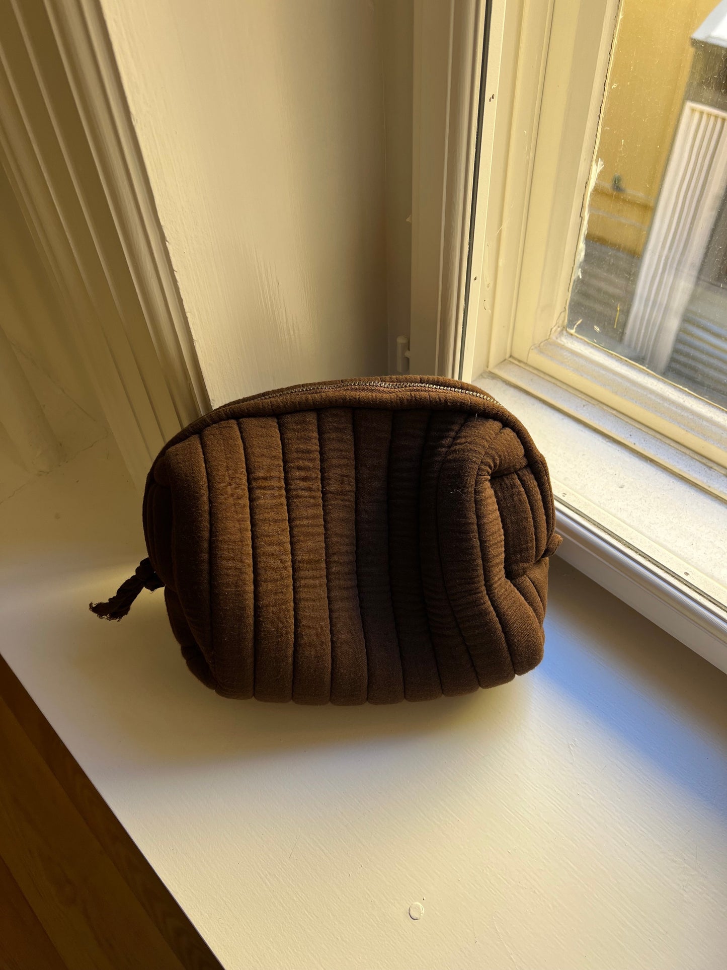 Toilet bag - brown