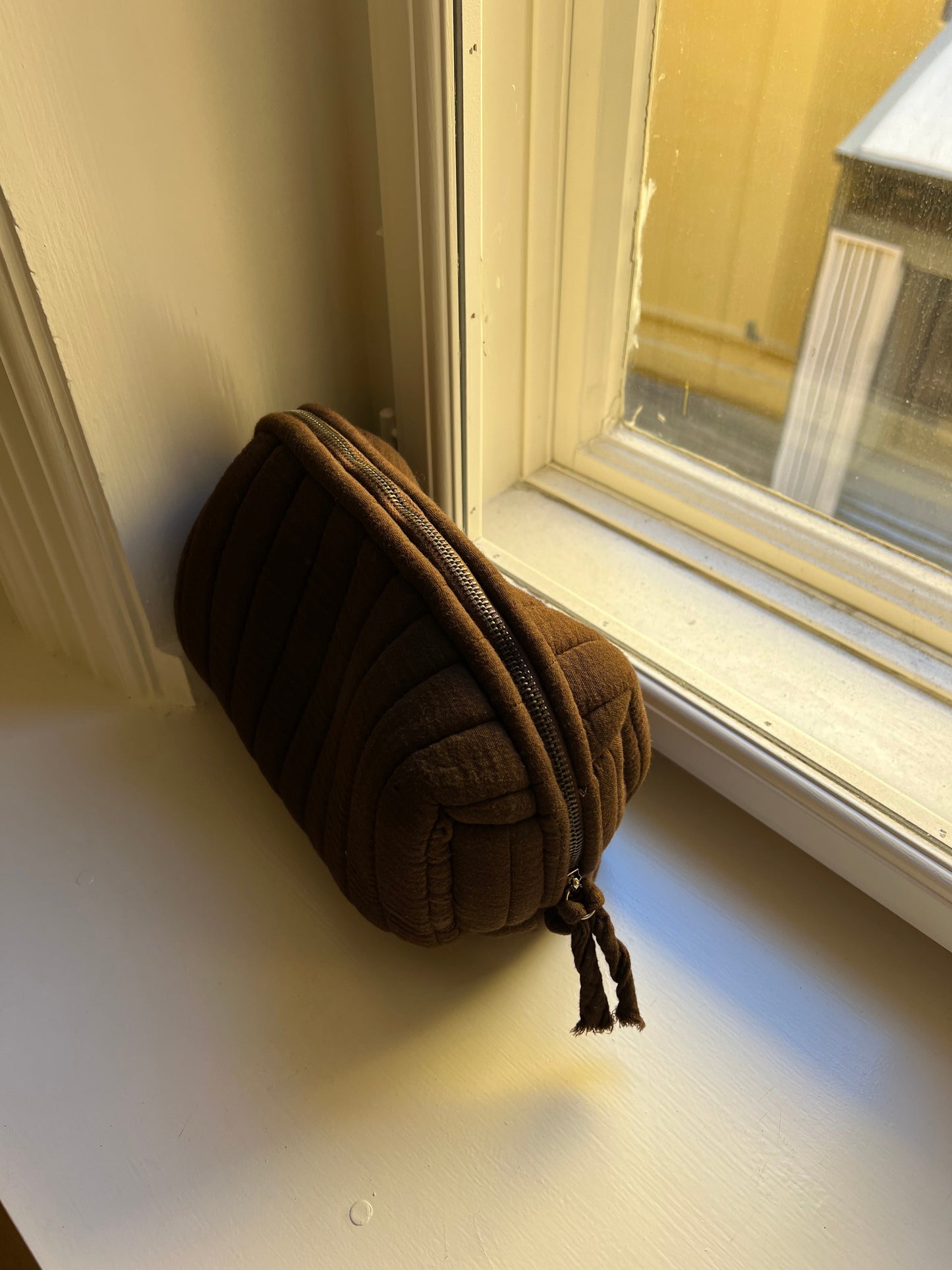 Toilet bag - brown