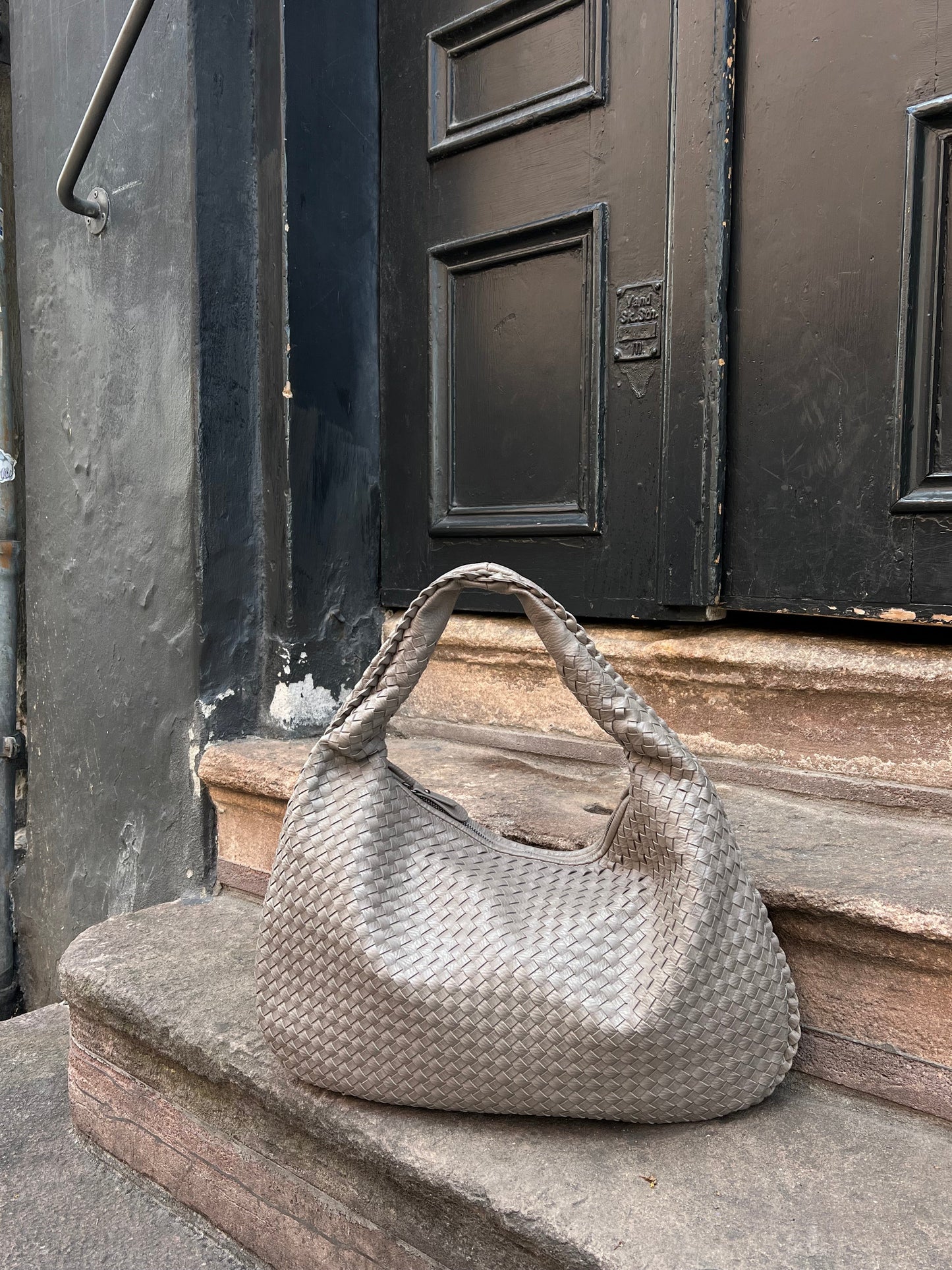 Cross-Weave Bag- Light grey