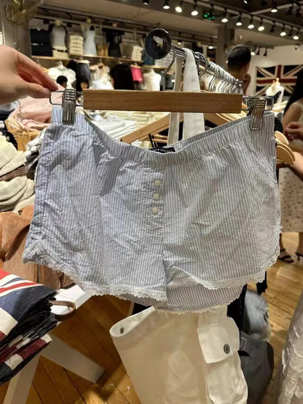 Lydia Lace Shorts